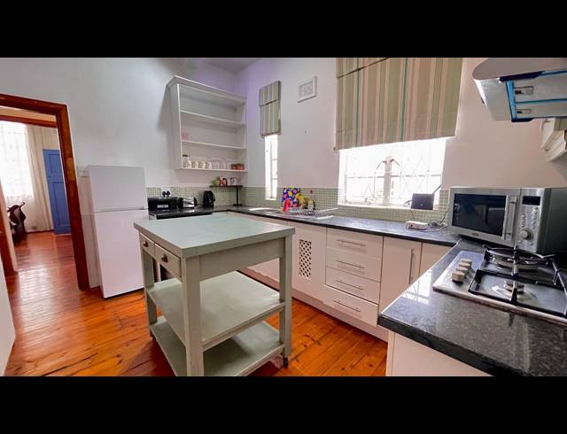 2 BEDROOM APARTMENT TO LET IN WINDERMERE